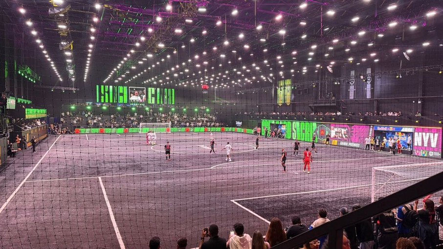 Visão geral da Trident Arena durante a primeira rodada da Kings League Brasil, realizada em Guarulhos (SP).
