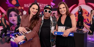 Laura Muller estreia no Programa Silvio Santos e vira assunto
