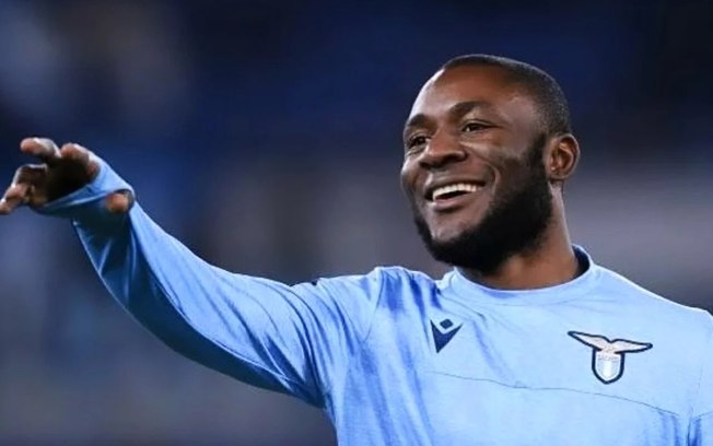 Joseph Minala nos tempos em que defendia as cores da Lazio, da Itália