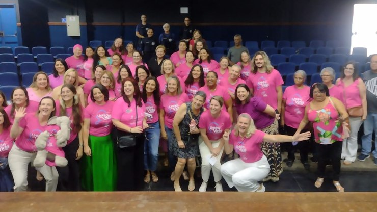 "Ser com Amor" promove abertura do Outubro Rosa em Vinhedo