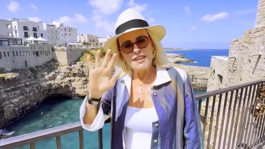 Ana Maria Braga curte férias na Itália