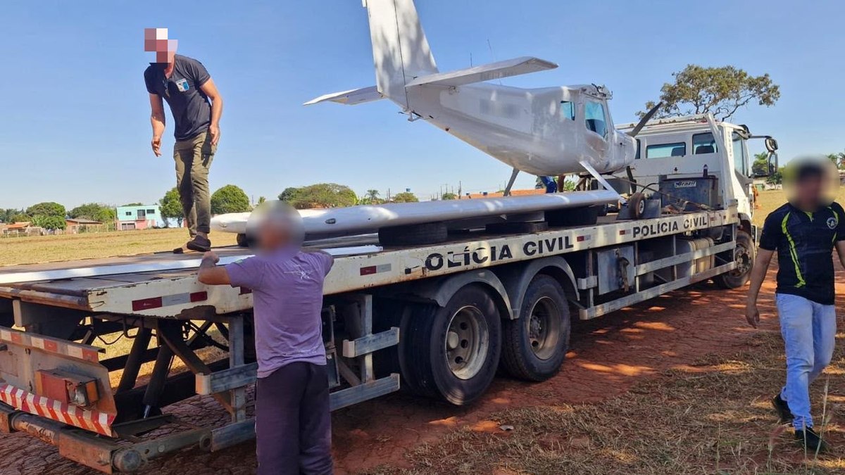 Grupo suspeito de transportar cocaína em aviões é alvo da PF