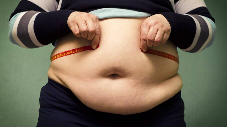 Obesidade aumenta entre crianças e adolescentes na pandemia, diz estudo