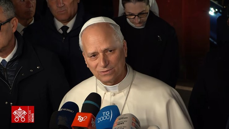 Papa Leão XIV critica ameaça contra o Irã e pede fim da guerra