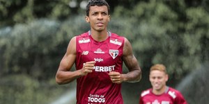 São Paulo não renovará o contrato do volante Luiz Gustavo