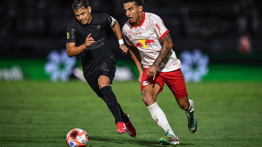Corinthians vence Bragantino de virada em estreia no Paulistão Corinthians vence Bragantino de virada em estreia no Paulistão