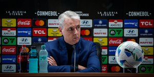 Técnico da LDU cita "desrespeito" dos jogadores do Palmeiras