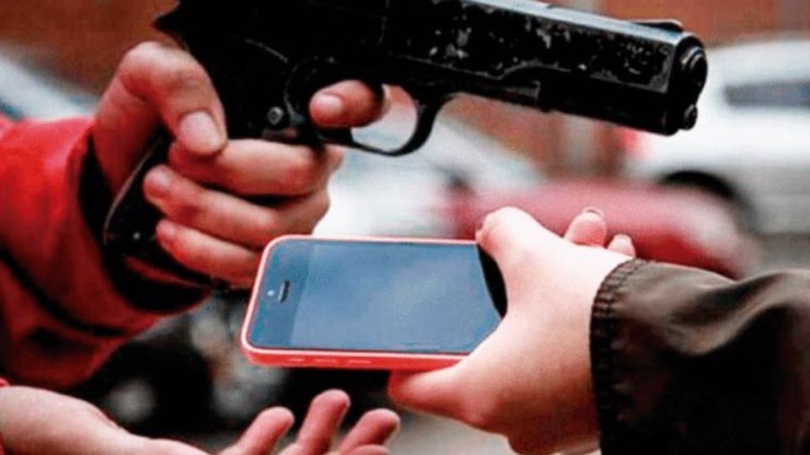 Roubos de celulares e carros lideram ocorrências no país