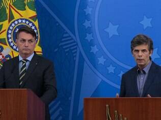 Presidente Jair Bolsonaro e novo ministro da Saúde Nelson Teich 