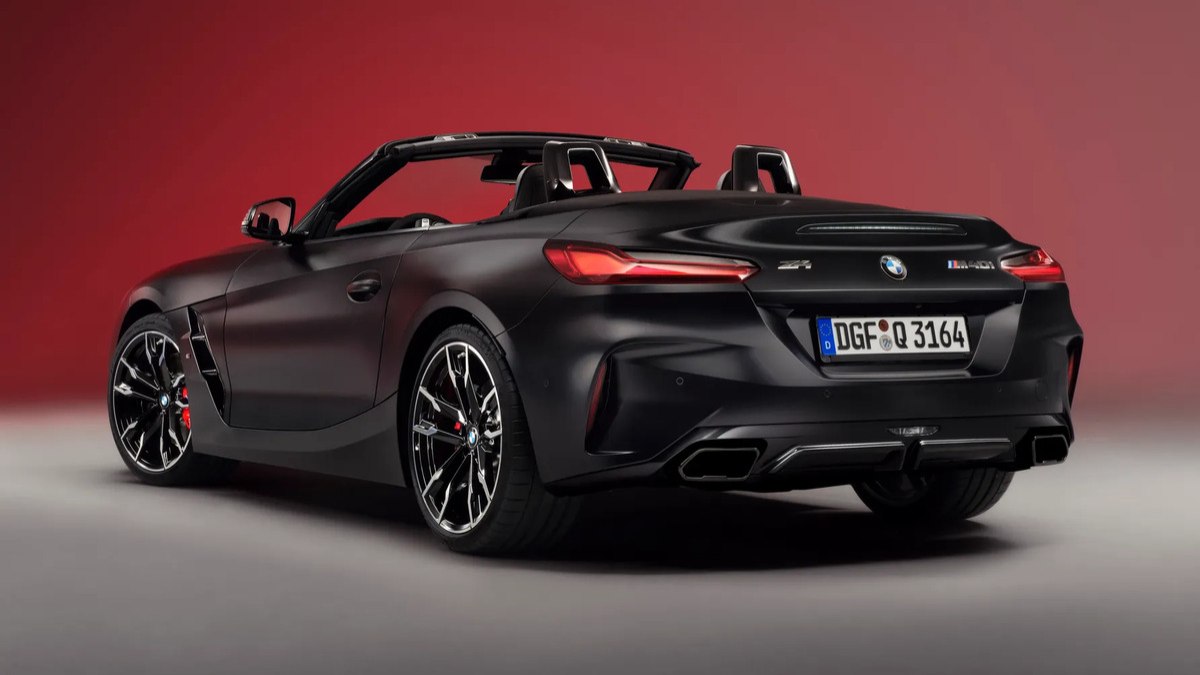 Traseira do BMW Z4 Final Edition 2026