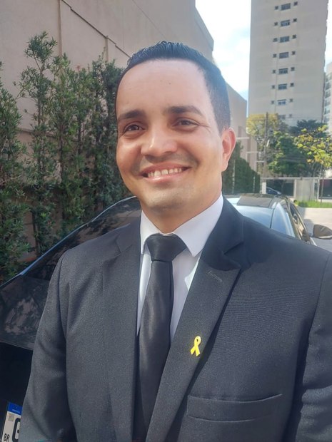 Fabiano Santos é motorista executivo