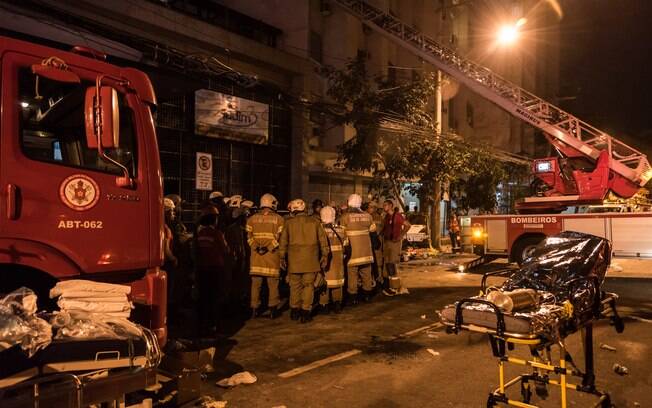 Incêndio de grandes proporções em hospital do Rio deixou 10 mortos