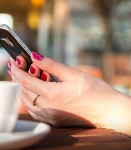 Especialista ensina a usar apps de paquera sem cair em golpe