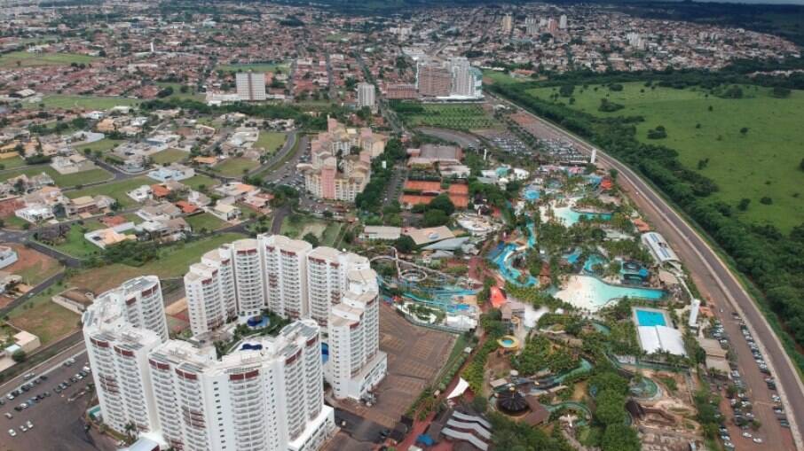 Parques Aquáticos de Olímpia podem reabrir a partir de 1º de maio Parques Aquáticos de Olímpia podem reabrir a partir de 1º de maio