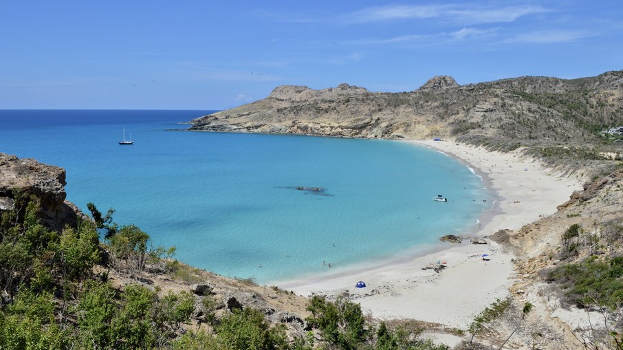 St. Barths é um território ultramarino francês, ou seja, está sob o domínio da França