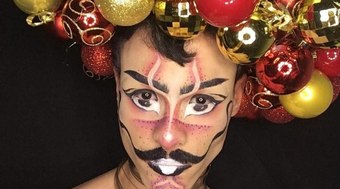 Participante já trabalhou como drag queen de bigode