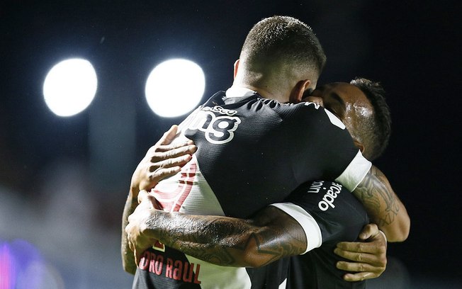 Vasco demonstra identidade na goleada sobre o Boavista