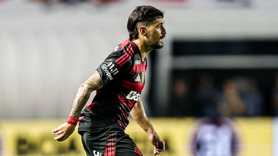 Flamengo tropeça e perde chance de assumir a liderança Flamengo tropeça e perde chance de assumir a liderança