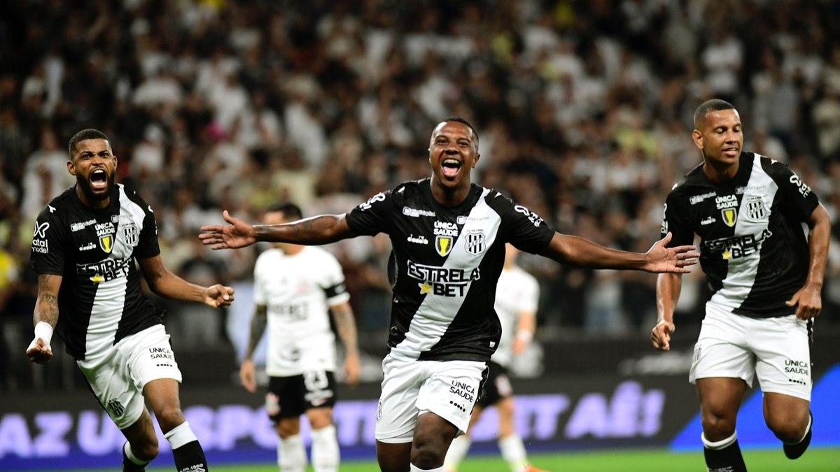 Ponte Preta superou o Corinthians, pelo placar de 1 a 0, neste domingo (25)