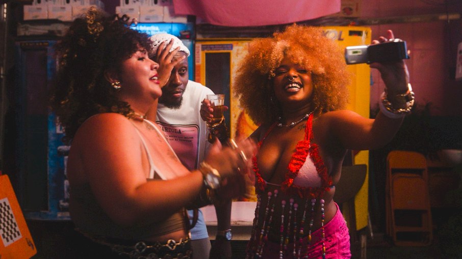 KING Saints, Rincon Sapiência e Mac Júlia lançam a inédita KING Saints, Rincon Sapiência e Mac Júlia lançam a inédita