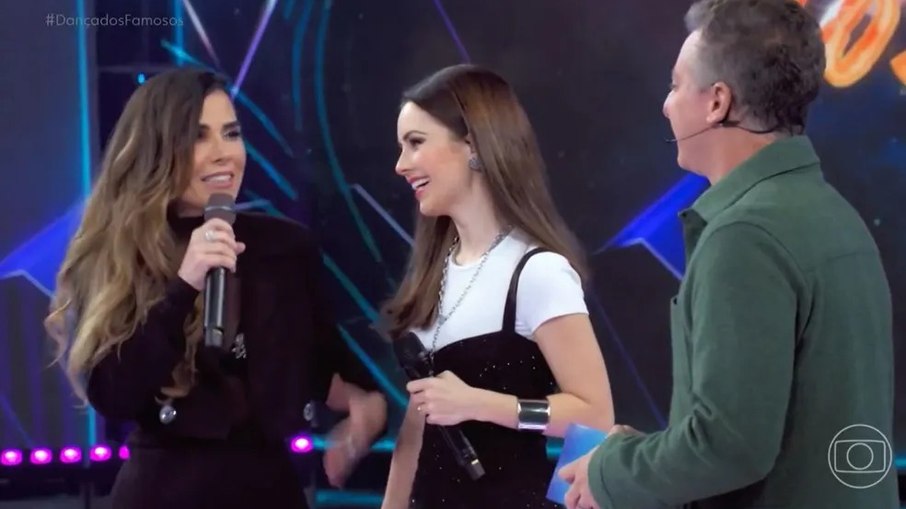 Wanessa Camargo e Sandy comentam rumores de rivalidade entre as duas