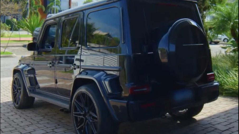 Mercedes-AMG G 63 preparado pela Brabus é um dos carros de maior destaque na garagem de Brunna Gonçalves