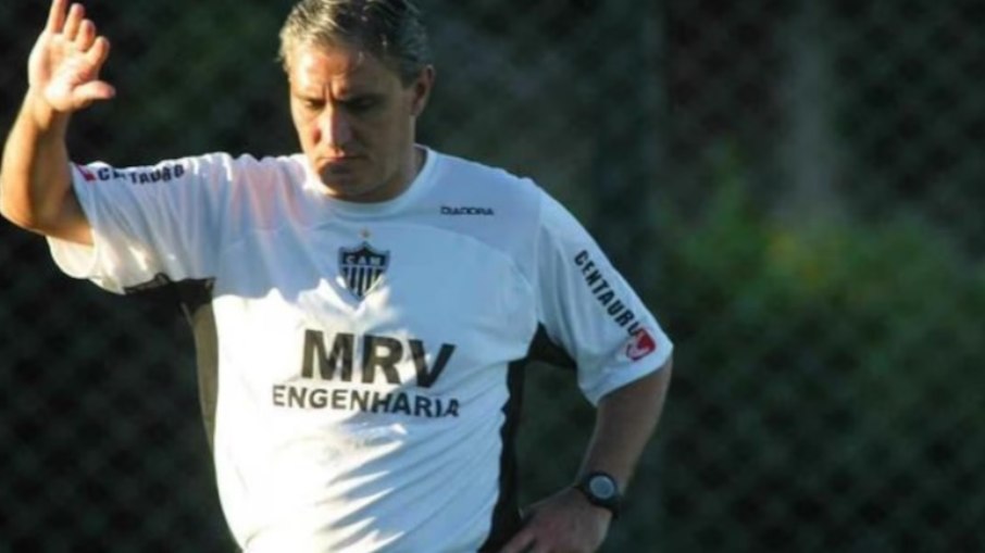 Tite treinou o rival Atlético-MG no ano do rebaixamento