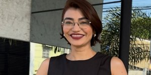 Apresentadora fala sobre crise de choro ao deixar RedeTV!