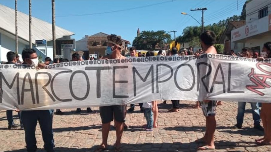 Conselho Indigenista Missionário (CIMI) manifestando contra o marco temporal