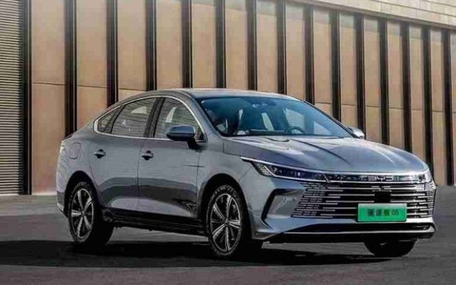 BYD prepara sedan híbrido para destronar Corolla no Brasil