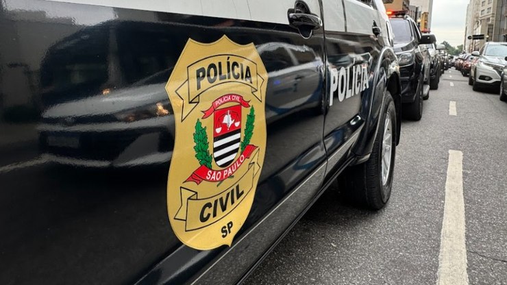 Mãe denuncia filhos por estupro coletivo contra menina de 14 anos