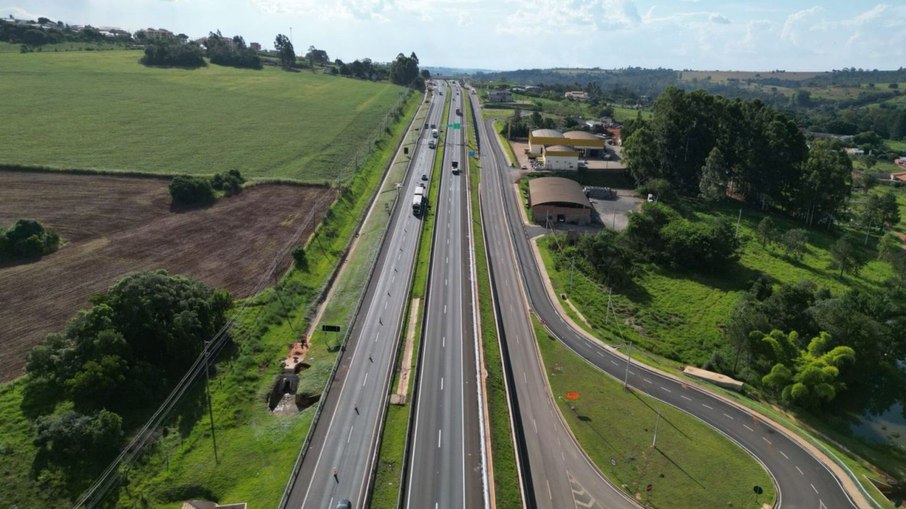 Sistema Castelo-Raposo deve contar com mais de 130 mil veículos nesta quarta-feira 05/03/25 Sistema Castelo-Raposo deve contar com mais de 130 mil veículos nesta quarta-feira 05/03/25