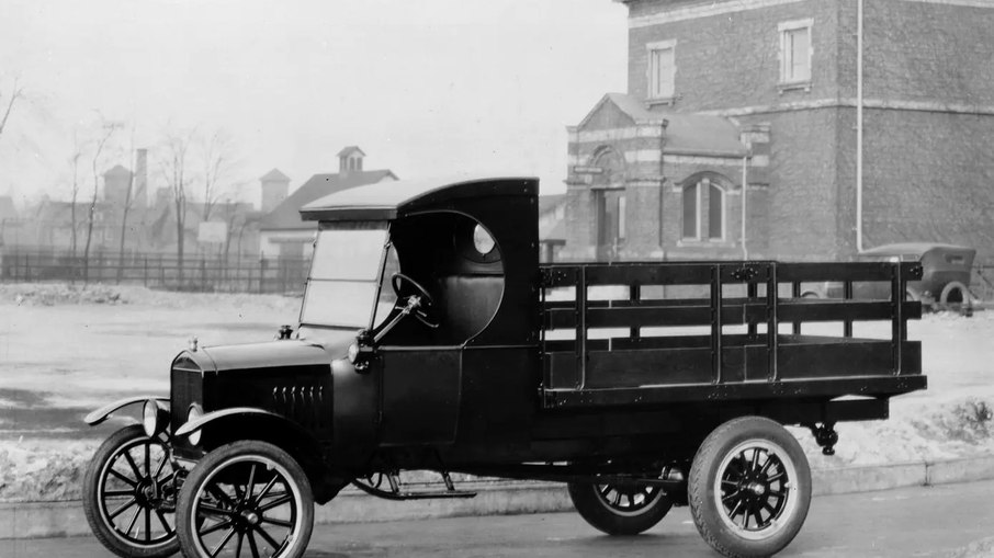 O utilitário derivado do Modelo T surgiu da necessidade de veículos mais fortes para o transporte de carga.