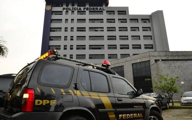 Polícia Federal deflagra nova fase de desdobramento da Lava Jato, que apura um esquema de corrupção chefiado por Cabral