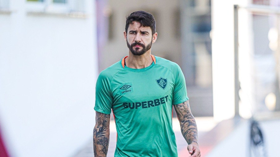 Everaldo é opção no ataque do Flu contra o Lanús no Maracanã