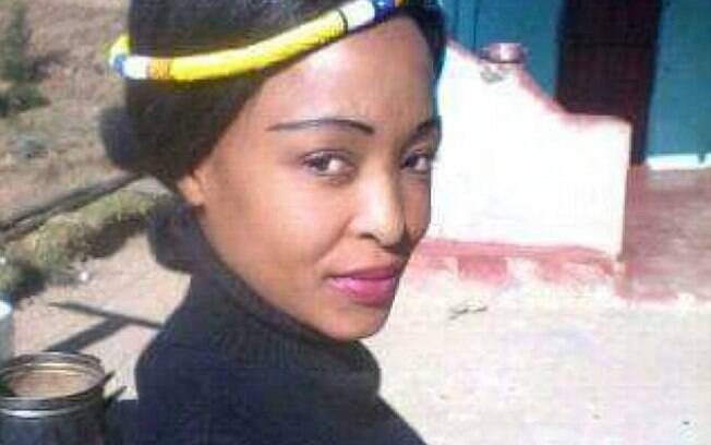 O corpo encontrado pelas autoridades da África do Sul pode ser de mulher de 25 anos, desaparecida desde julho