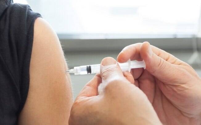 Valinhos abre agendamento da vacina às 13h para maiores de 35 anos