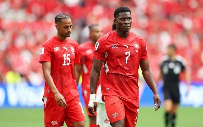 Embolo ficou de fora da convocação da Suíça para o início da Liga das Nações Embolo ficou de fora da convocação da Suíça para o início da Liga das Nações