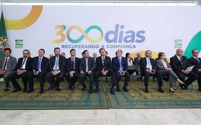Evento desta terça-feira marcou os 300 dias do governo Bolsonaro