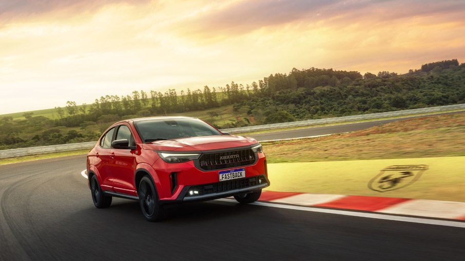 Fiat Fastback Abarth 2026 Fiat Fastback Abarth 2026