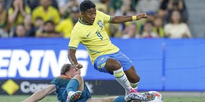Endrick iguala recorde de Gabriel Jesus pela Seleção Brasileira