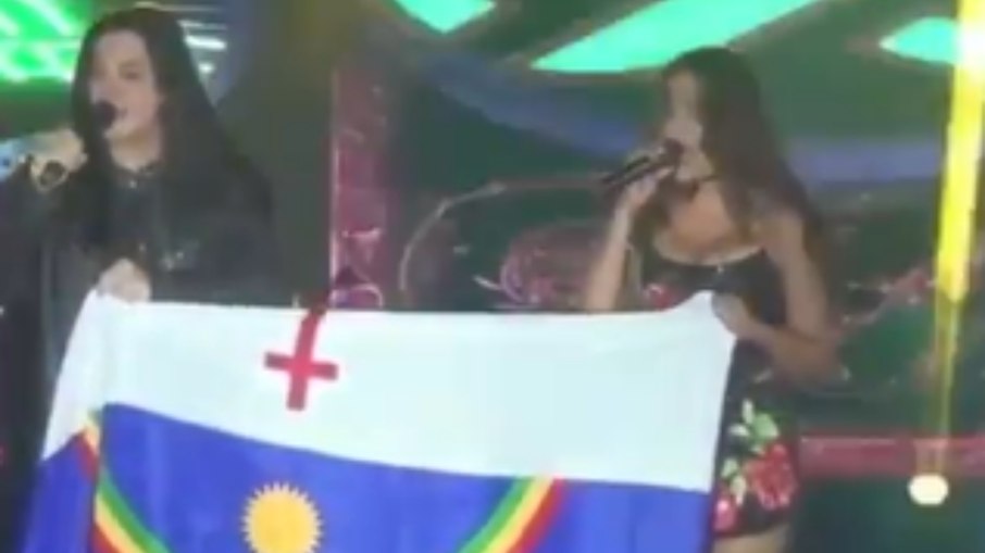 Silvânia Aquino erra bandeira de Pernambuco