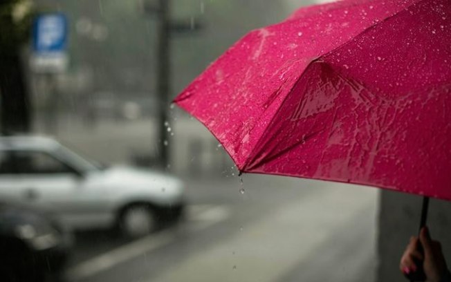 Frente fria avança no Sul do Brasil e eleva risco de temporal