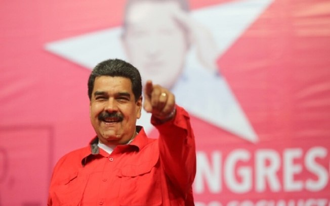 Maduro adianta Natal para outubro na Venezuela