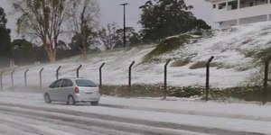 Tempestade de granizo atinge Castro (PR) e danifica 600 casas