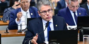 Senado aprova marco legal contra facções