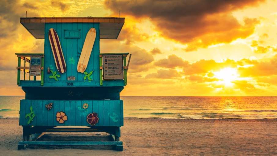 Os banhistas da Flórida e da Louisiana devem ficar atentos às “bactérias carnívoras”, alertaram autoridades de saúde