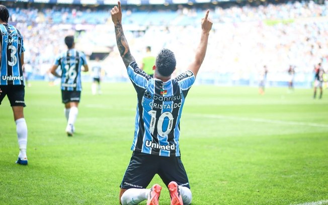 Grêmio derrota São Paulo e amplia a distância do Z-4 do Brasileirão