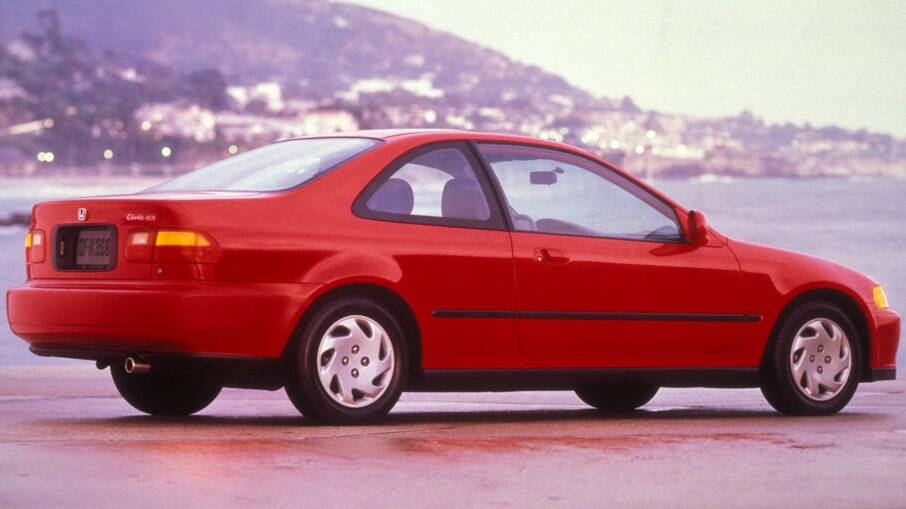Honda Civic Coupé só durou duas gerações no Brasil. Vinha importado dos Estados Unidos