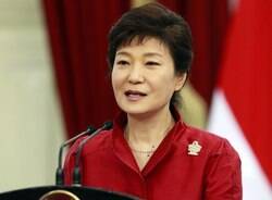 Multidões vão às ruas de Seul para impedir a volta da presidente do país